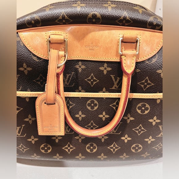 Louis Vuitton Classic Monogram Bag - Picture 6 of 12
